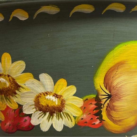 Vintage 80s Tole Paint Cake Ware Floral Fruit Hand Painted 9” Pan - Picture 4 of 8